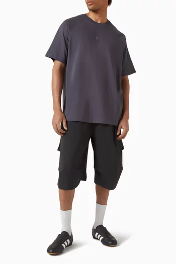 Premium Essentials T-shirt in Cotton