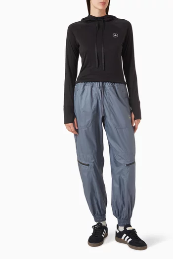 تي شيرت ستوديو بغطاء رأس أديداس × ستيلا مكارتني