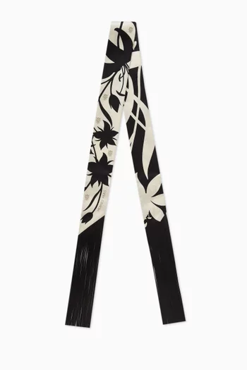 وشاح تويلي بوكيه فاينل ليذر بشرّابات غير مستعمل