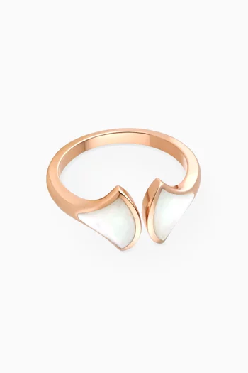 Diva's Dream Mother-of-Pearl Ring in 18kt Rose Gold