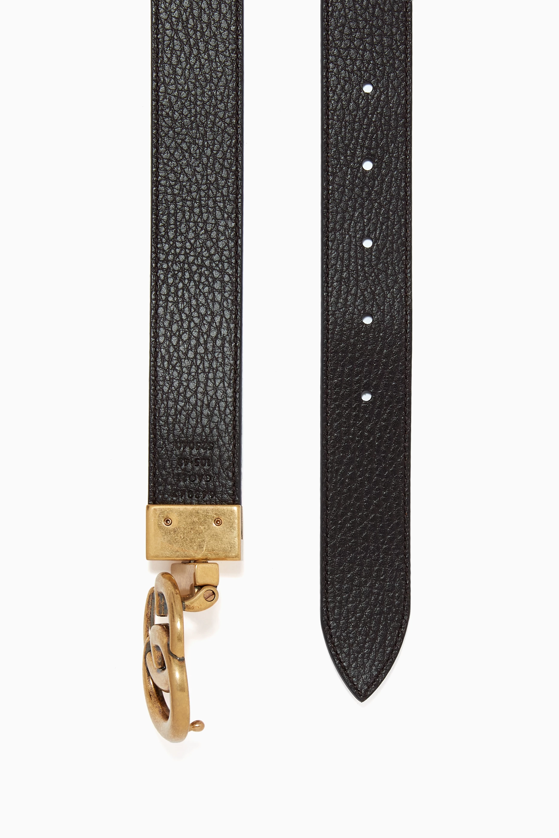 Với thiết kế đặc biệt có thể đảo ngược, Gucci Black Double G Buckle Reversible Belt không chỉ mang đến sự tiện lợi mà còn thể hiện phong cách thời trang đầy cá tính. Hãy xem hình ảnh liên quan để chiêm ngưỡng sự hoàn thiện và tinh tế của sản phẩm.