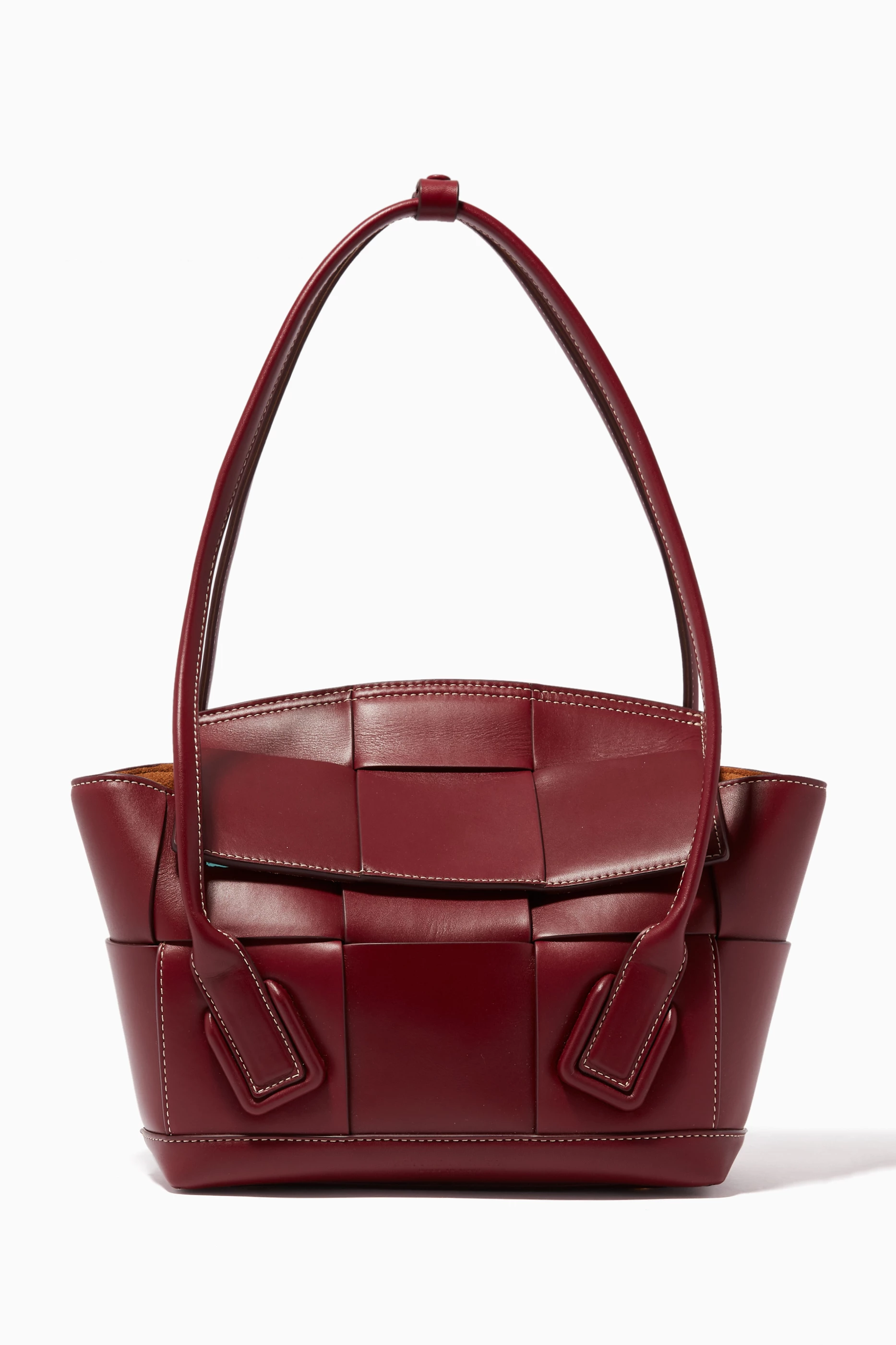 Buy Bottega Veneta Burgundy Arco 33 Leather Bag For Women Online Ounass Oman