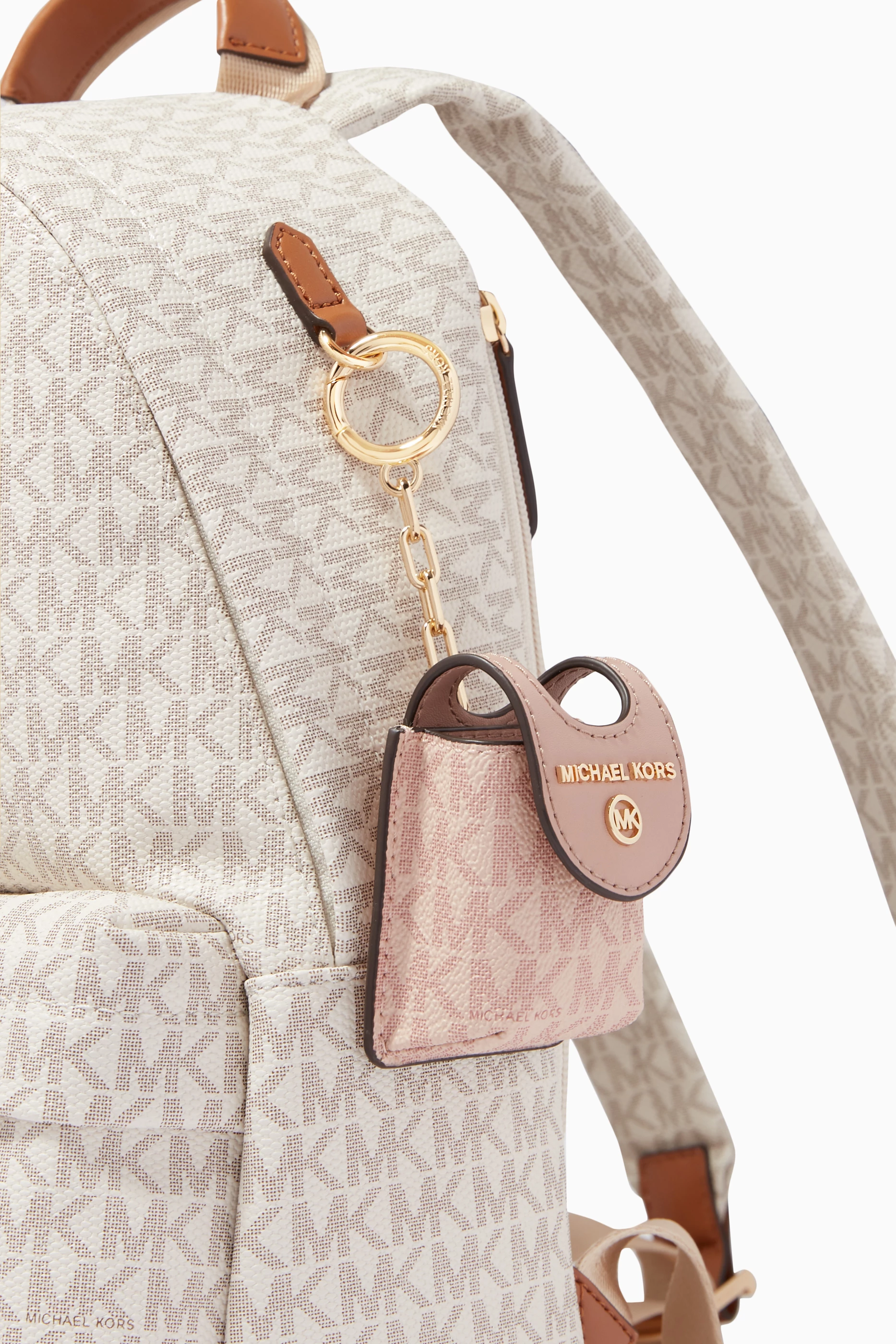 Arriba 46+ imagen michael kors hand sanitizer case Thptnganamst.edu.vn