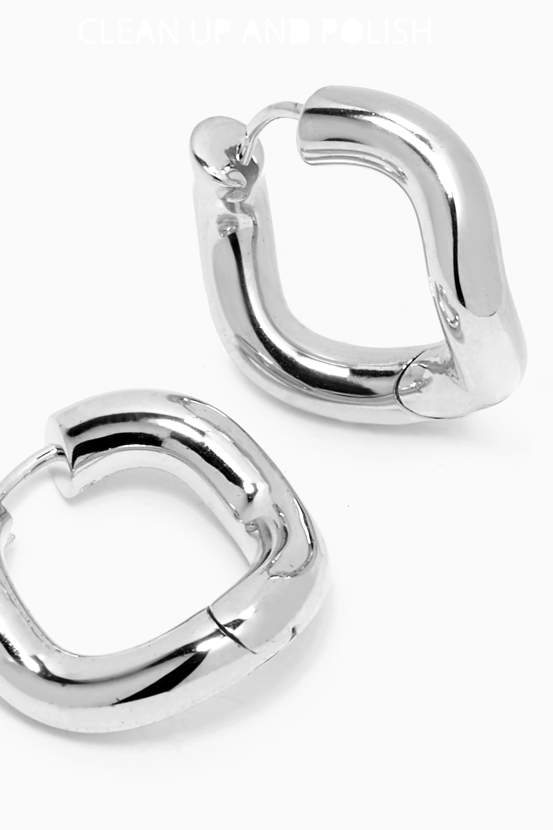 アクセサリー charlotte chesnais Petit Wave Earrings charlottechesnaisbominiwavever