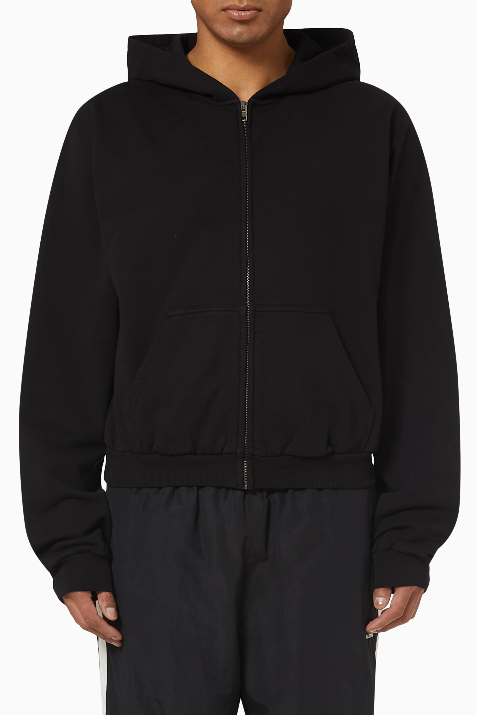 balenciaga Worn out zip upジップパーカー Buy Balenciaga Black Worn-Out Zip-Up Hoodie in Fleece For Men