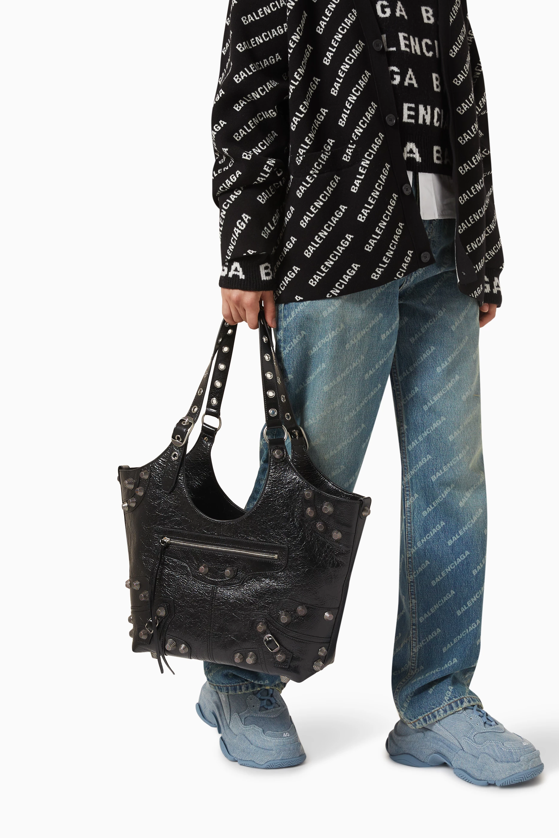 Buy Balenciaga Black Medium Le Cagole Carry-all Bag in Arena