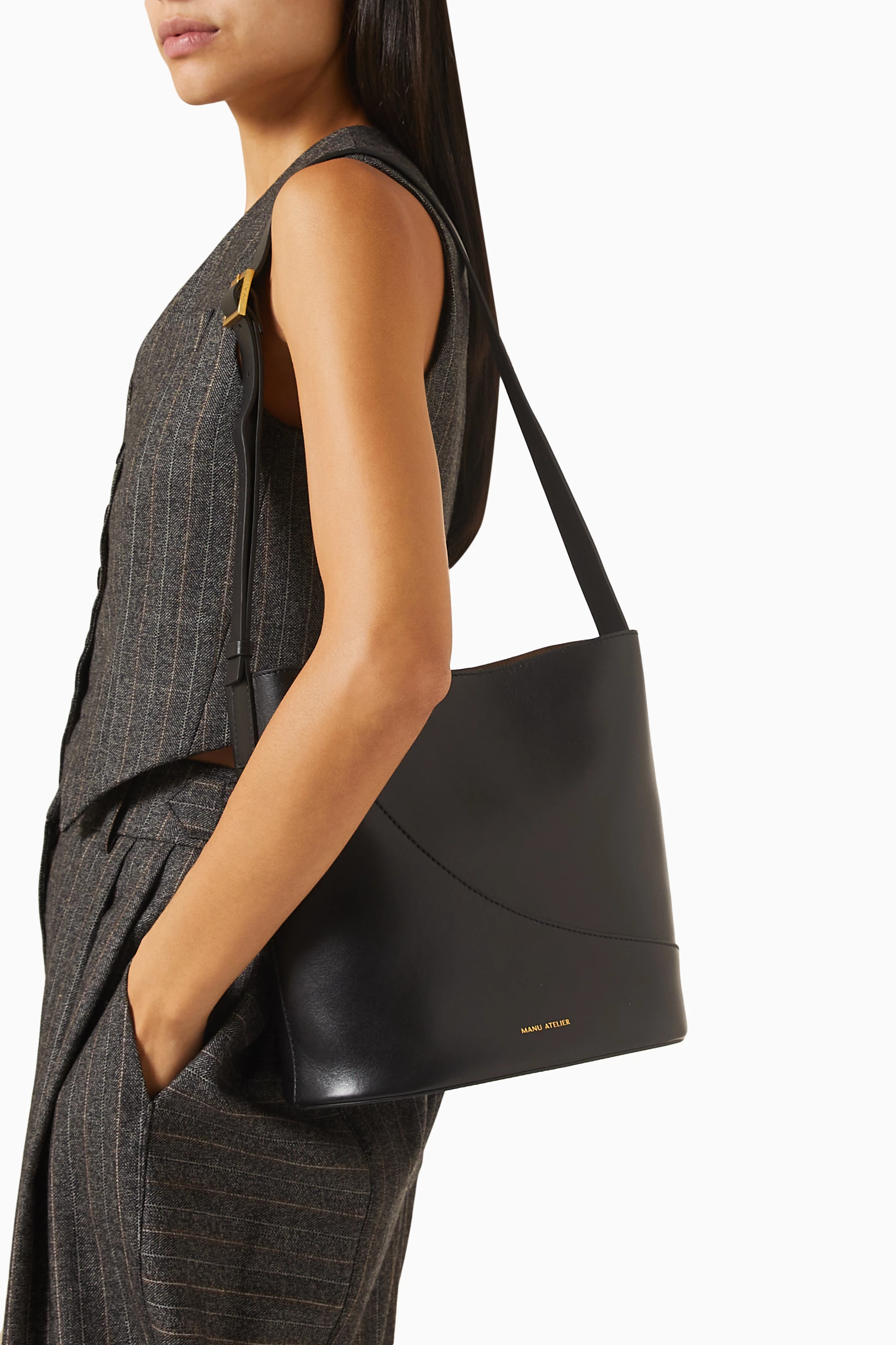 Manu atelier bucket bag discount