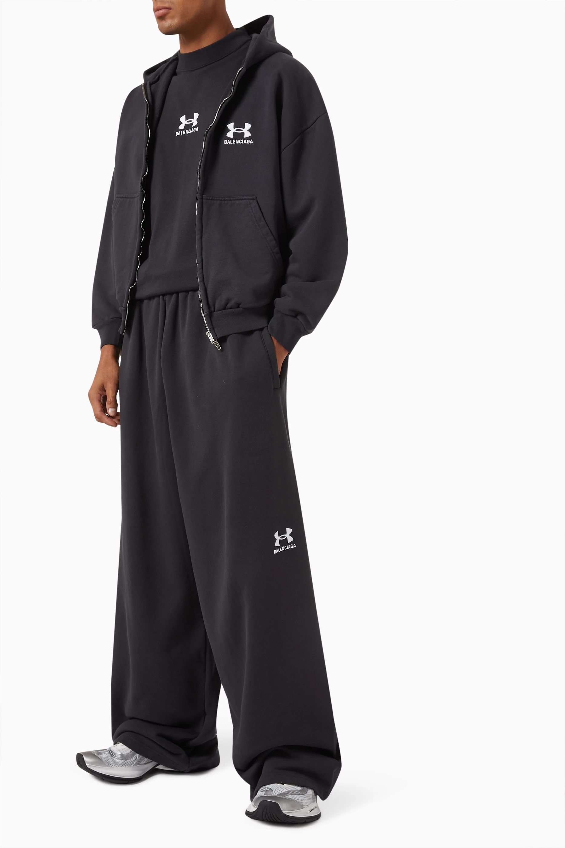 Buy Balenciaga Black Unisex Baggy Sweatpants in Fleece For UNISEX