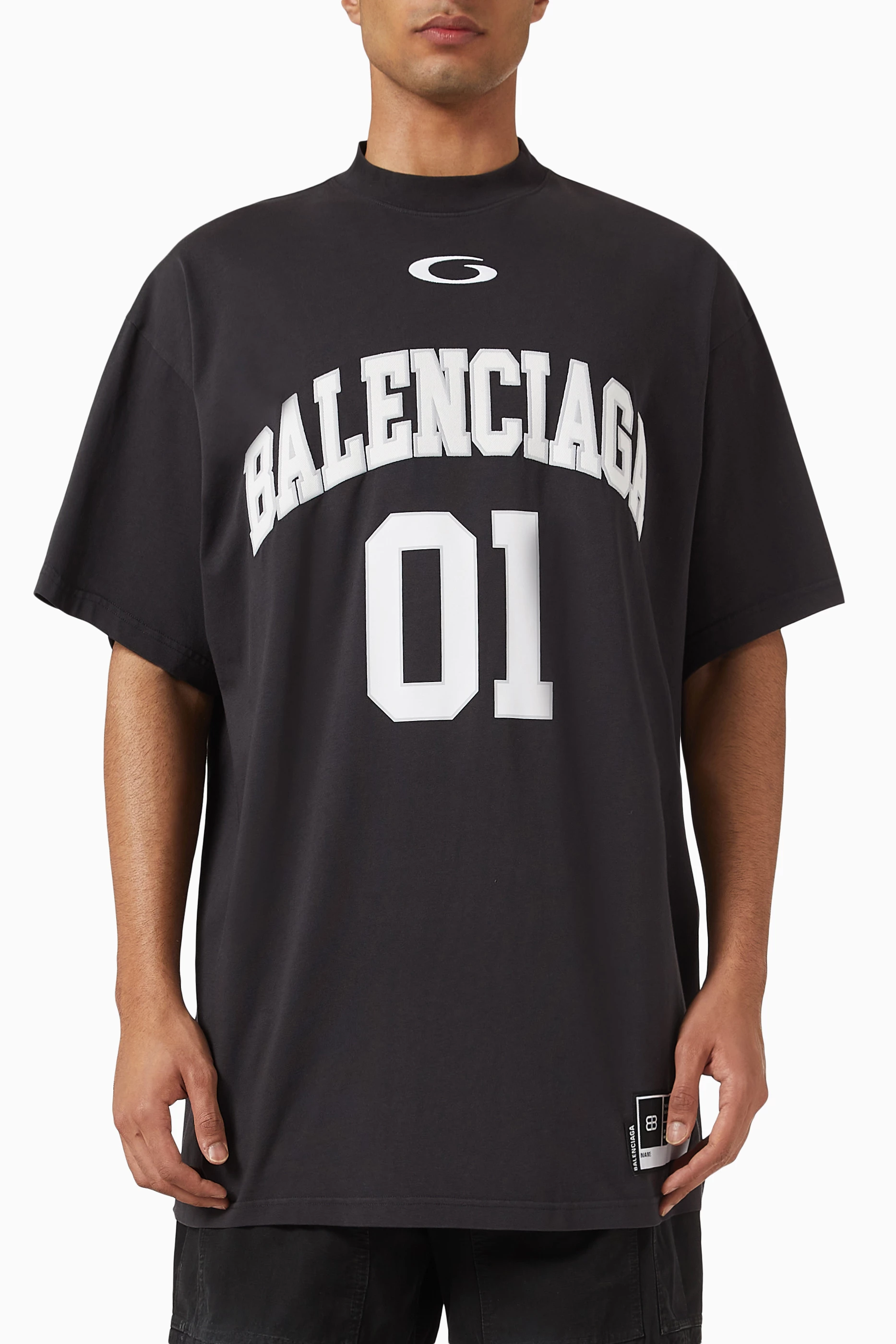バレンシアガBASKETBALL SERIES - オーバーサイズ Tシャツ Balenciaga Basketball Series Oversized T-Shirt | Saks Fifth Avenue