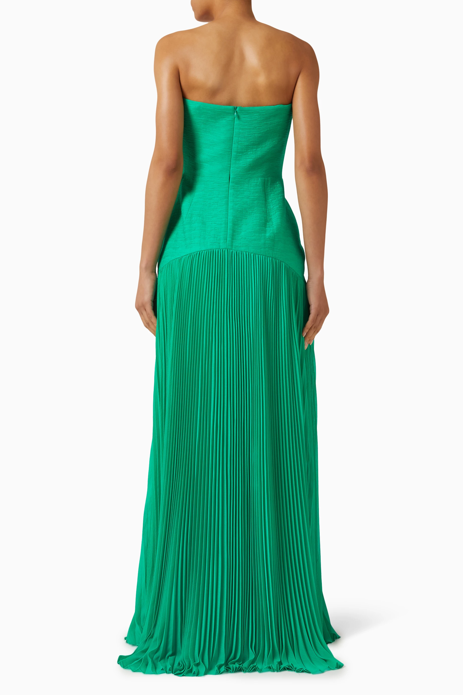 Buy Alexis Green Sunniva Maxi Dress in Crepe For Women Online | Ounass Oman