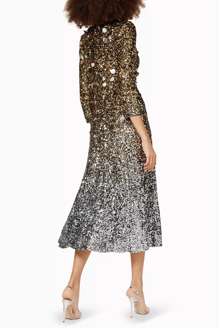 green emerald velvet dress Amazon.com: Badgley Mischka Women's Long Sleeve Sequin Gown, Blush, 0 :  Clothing, Shoes & Jewelry