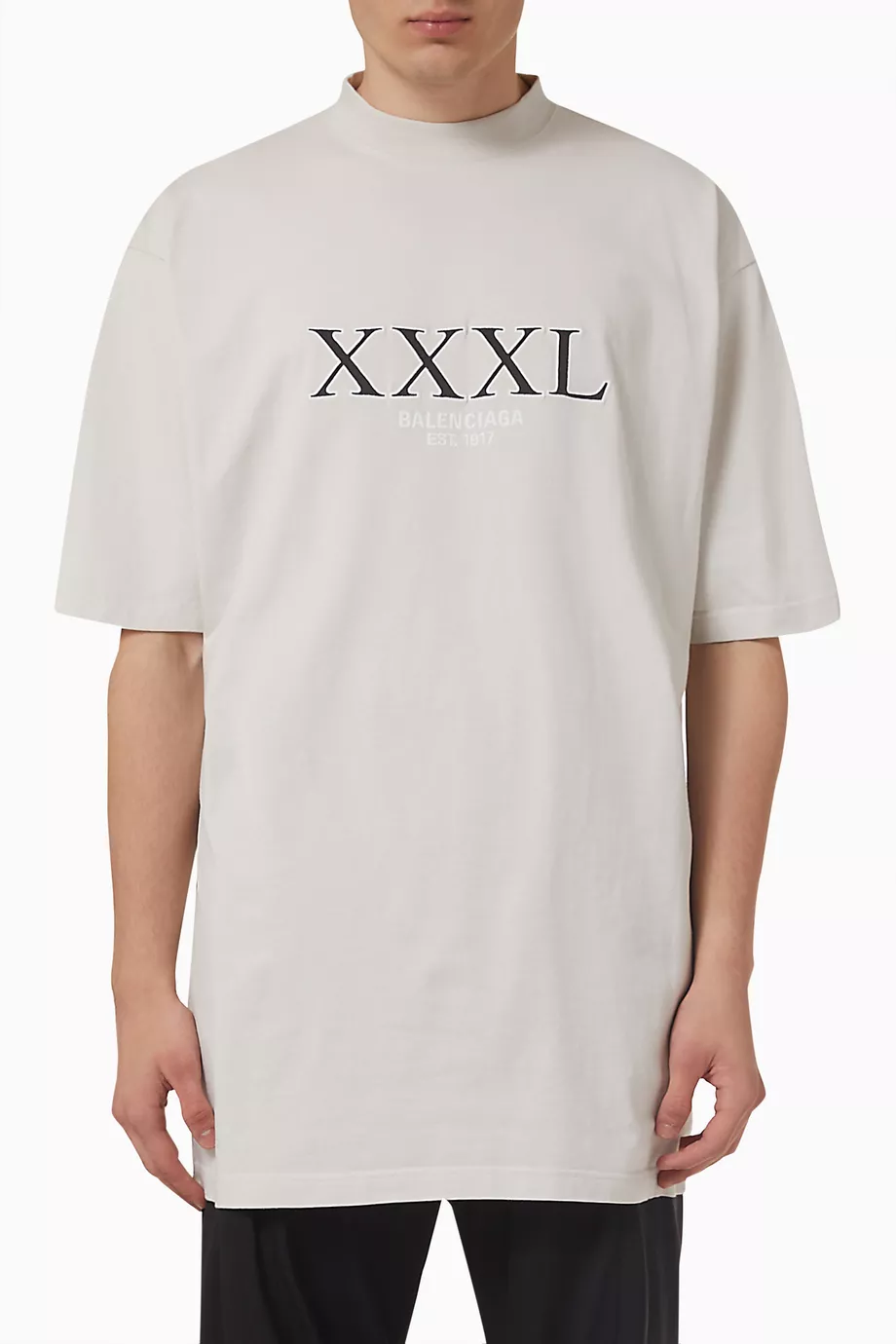 Buy Balenciaga Neutral Logo Large Fit T shirt in Cotton Jersey For UNISEX Online Ounass Oman