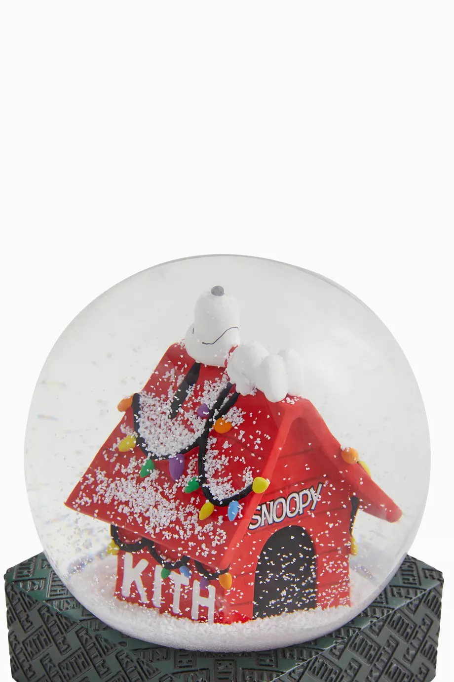 新品 Kith Snoopy House  Globe スノードーム Kith-x-Snoopy-Kithmas-House-