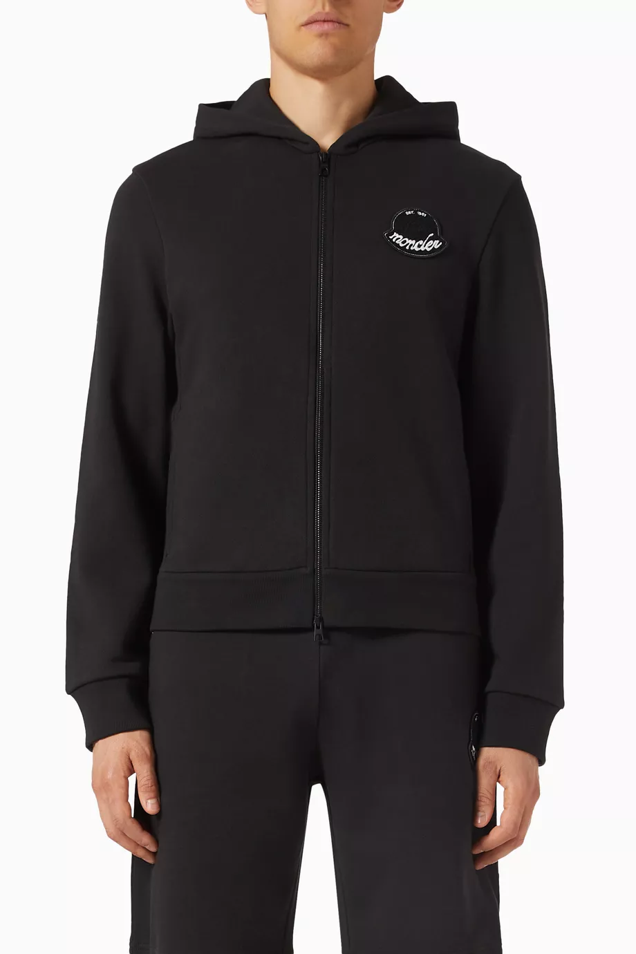 新品☆MONCLER logo patch hoodie パーカー L 黒色 Buy Moncler Black Logo Patch Hoodie in Cotton For Men Online